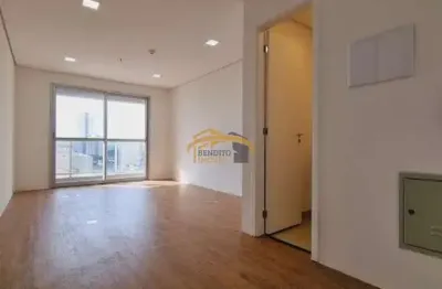 Sala comercial locação no centro de osasco, com sacada, ar condicionado, banheiro privativo e 1 vaga de garagem. portaria 24 horas