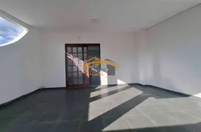 Sobrado para venda, jardim d'abril, osasco, com 3 dormitórios, sendo 1 suíte, quintal e 2 vagas de garagens.