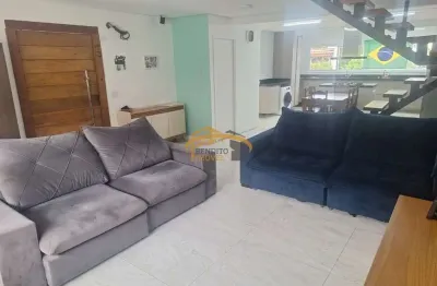 Sobrado para locação na Vila Osasco: 3 dormitórios, 1 suíte, 2 salas, 3 banheiros, 2 vagas de garagem, 242m². Alugue já!