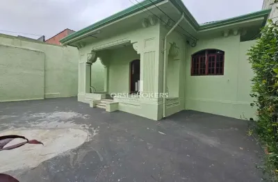 Casa com 3 quartos para alugar na Rua Gago Coutinho, Lapa, São Paulo