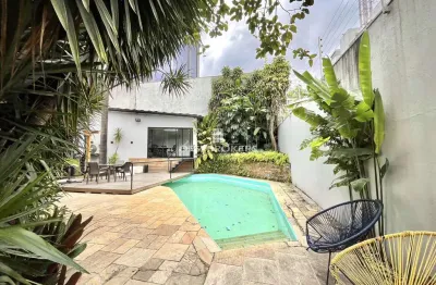 Casa com 10 quartos à venda na Rua Bento de Andrade, 444, Jardim Paulista, São Paulo