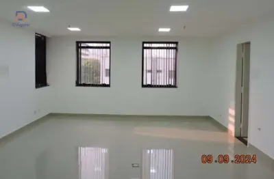 Sala  em santana, na rua ezequiel freire - a apenas  400 metros do metro