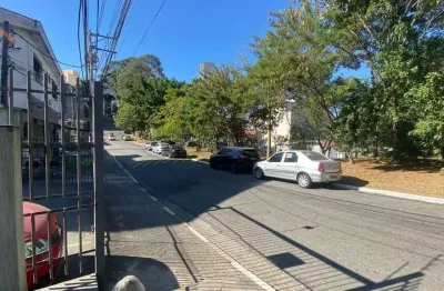 Sobrado em condominio na parada inglesa , apenas 300 metros do metrô