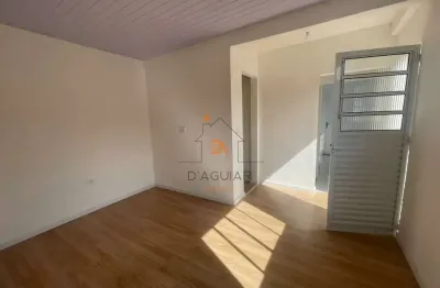 Casa com 2 quartos para alugar na Avenida Lasar Segall, 353, Vila Celeste, São Paulo