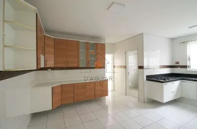 Casa com 2 quartos para alugar na Rua Capitão Francisco Lipi, 536, Vila Dom Pedro II, São Paulo