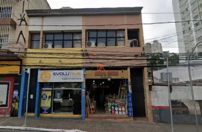 Conjunto de salas comerciais assobradados para locação a 600 metros do metro santana.