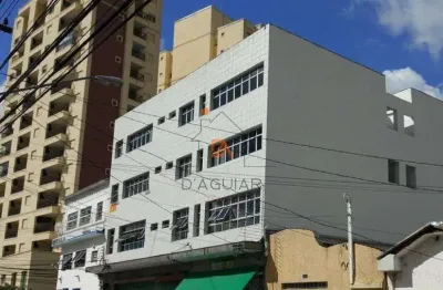 Sala comercial entre as estações de metrô santana e carandiru,