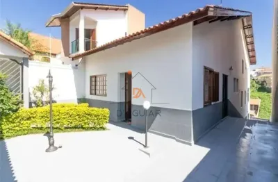 Casa assobradada para locação no bairro Jardim Guapira - São Paulo - SP