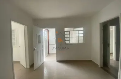 Casa térrea de 45 m² com um quarto, sala, cozinha e uma vaga para moto - parque edu chaves