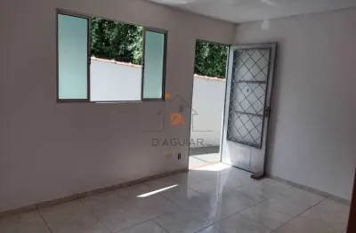 Casa em condomínio na vila mazzei  a 1,5km do metro tucuruvi com um quarto, sala, cozinha e banheiro