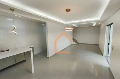 Casa com 4 dormitórios à venda, 170 m² por R$ 685.000,00 - Parque Real - Pouso Alegre/MG