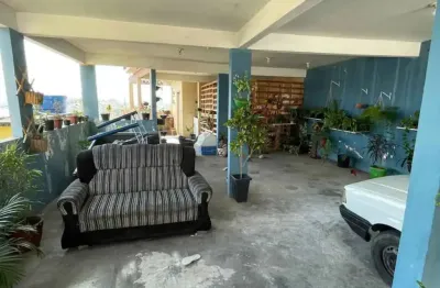 Casa à venda na Rua Frei Pedro Sinzig, Honório Gurgel, Rio de Janeiro