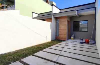 Excelente casa 02 quartos com 50m2 de área construída, localizada no tatuquara
