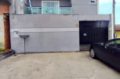 Excelente sobrado com suíte e churrasqueira localizado no tatuquara