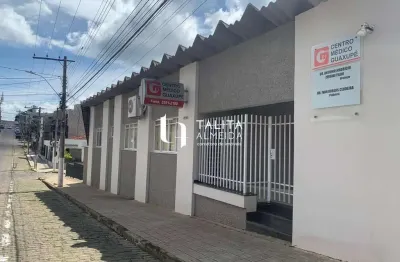 Sala comercial para alugar na Rua Coronel Antônio Costa, 255, Centro, Guaxupé