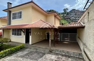 Casa em condomínio fechado com 3 quartos à venda na Rua Alagoas, Araras, Teresópolis