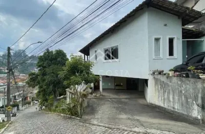 Casa com 2 quartos à venda na Rua Roberto Rosa, Tijuca, Teresópolis