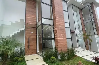 Casa com 4 quartos à venda na Rua Primeiro de Agosto, Tijuca, Teresópolis