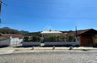 Casa com 5 quartos à venda na Rua Cláudio Manuel da Costa, Pimenteiras, Teresópolis