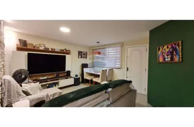 Casa com 3 quartos à venda na Rua Jagoroaba, 131, Vila Valqueire, Rio de Janeiro