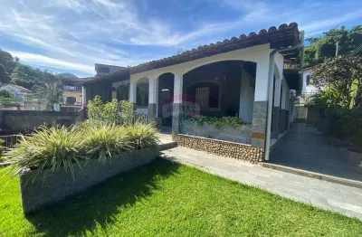 Casa 4 Quartos Linear na Taquara -Ideal para Residência ou Uso Comercial