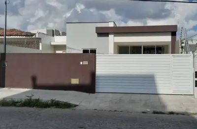 Casa com 3 quartos à venda na Rua Joaquim Germano Filho, 102, Ernesto Geisel, João Pessoa