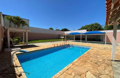 Edícula à venda na nova piracicaba com 1 quarto, 3 banheiros e excelente localização.