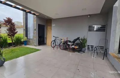 Casa com 3 dormitórios à Venda, 131 m² em Residencial Ágape Campestre