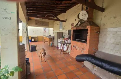 Casa com 3 dormitórios à Venda, 190 m² por R$ 850.000 - São Judas - Piracicaba/SP