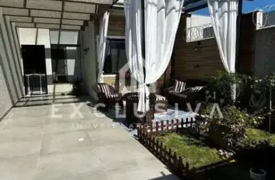 Casa com 3 quartos para alugar em São José, Itapoá 