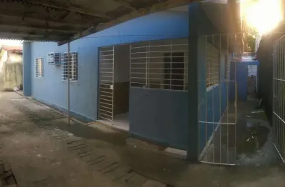 Excelente casa 80m2, 02 quartos, dce, 04 vagas, pau amarelo, financio e aceito carro
