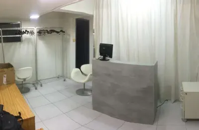 Excelente sala/loja comercial, 3 elevadores, não tem garagem, boa vista, financio ac/carro