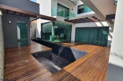 Casa de alto padrao na regiao do bairro liberdade em divinopolis