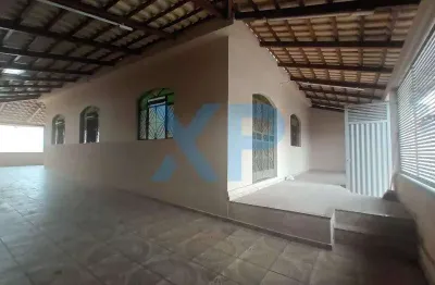 Casa residencial a venda no bairro tietê em divinópolis-mg