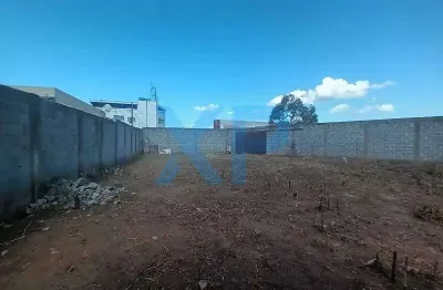 Terreno à venda na Rua Tamareira, Jardim das Acácias, Divinópolis