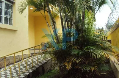 Casa com 4 quartos à venda na Rua Goiás, Porto Velho, Divinópolis