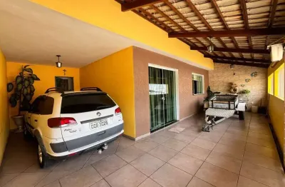 Casa com 3 quartos à venda na Rua Itaobim, Bom Pastor, Divinópolis