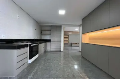 Amplo apartamento com área privativa no bairro manoel valinhas, divinópolis mg