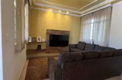 Casa com 4 quartos à venda na Rua José Maria Campos, Alvorada, Divinópolis