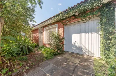 Casa com 3 quartos à venda na rua sargento nicolau dias de farias, --, tristeza, porto alegre por r$ 950.000