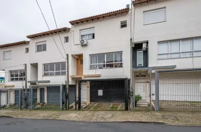 Casa com 3 quartos à venda na rua delfina da cunha, --, camaquã, porto alegre por r$ 569.000