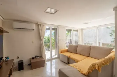 Casa com 3 quartos à venda na avenida arlindo pasqualini, --, jardim isabel, porto alegre por r$ 980.000