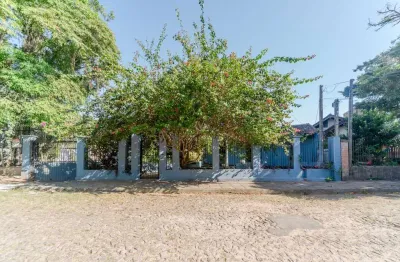Casa com 3 quartos à venda na rua simão bolívar, --, vila conceição, porto alegre por r$ 950.000