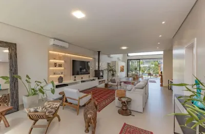 Casa em condomínio fechado com 3 quartos à venda na avenida juca batista, --, belém novo, porto alegre por r$ 3.300.000