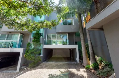 Casa em condomínio fechado com 3 quartos à venda na Praça José Assunção, --, Vila Assunção, Porto Alegre por R$ 1.450.000