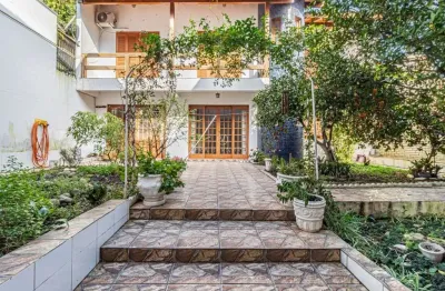 Casa com 3 quartos à venda na rua coronel gomes de carvalho, --, sétimo céu, porto alegre por r$ 1.495.000
