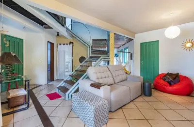 Casa com 3 quartos à venda na rua doutor pitrez, --, ipanema, porto alegre por r$ 680.000