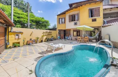 Casa com 4 quartos à venda na avenida da cavalhada, --, cavalhada, porto alegre por r$ 750.000