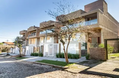 Casa com 3 quartos à venda na rua coroados, --, vila assunção, porto alegre por r$ 1.752.000