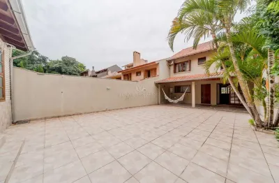 Casa com 3 quartos à venda na rua professora thereza noronha, --, espírito santo, porto alegre por r$ 750.000